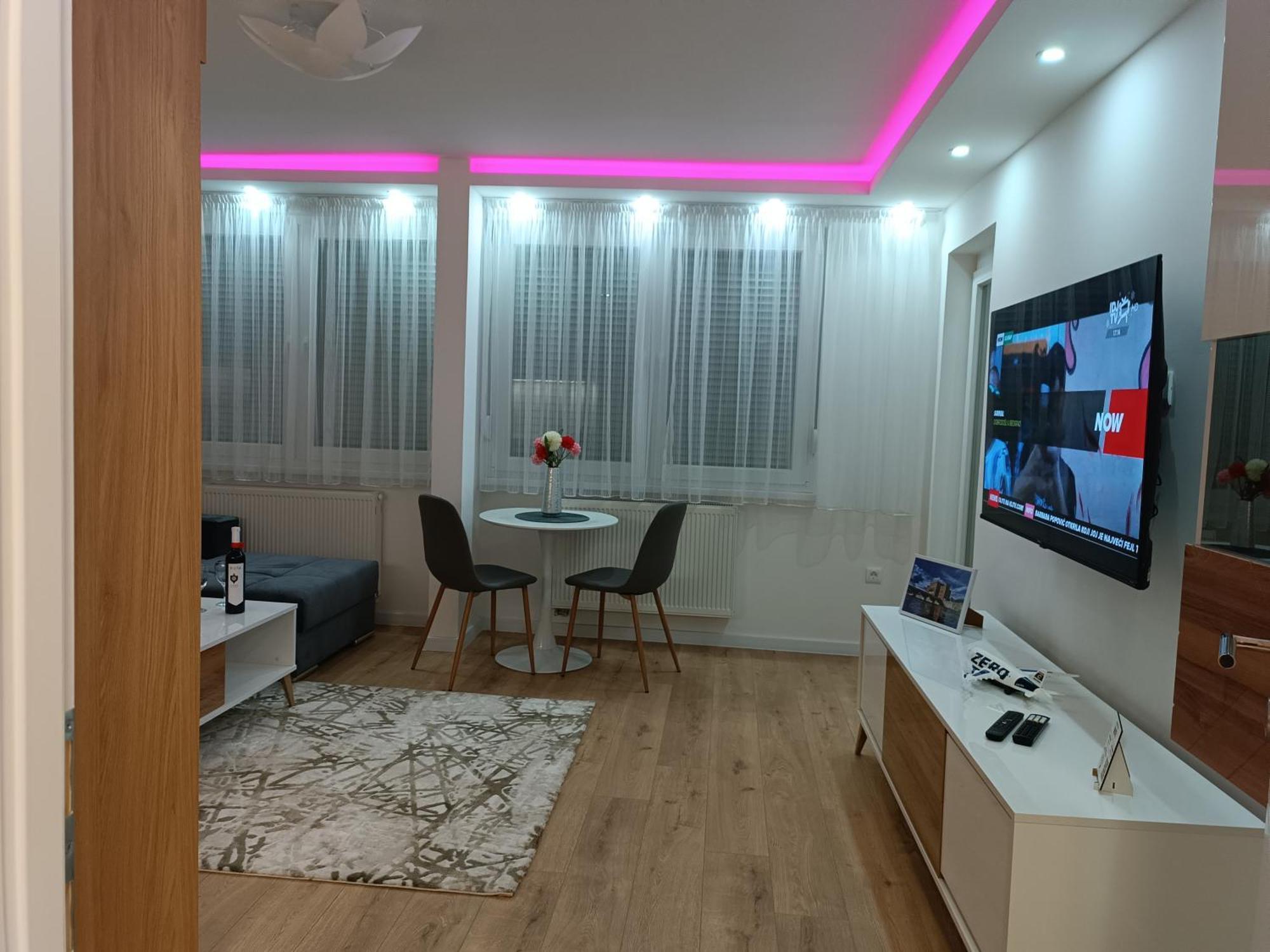Apartman "Airplane" Сараево Экстерьер фото